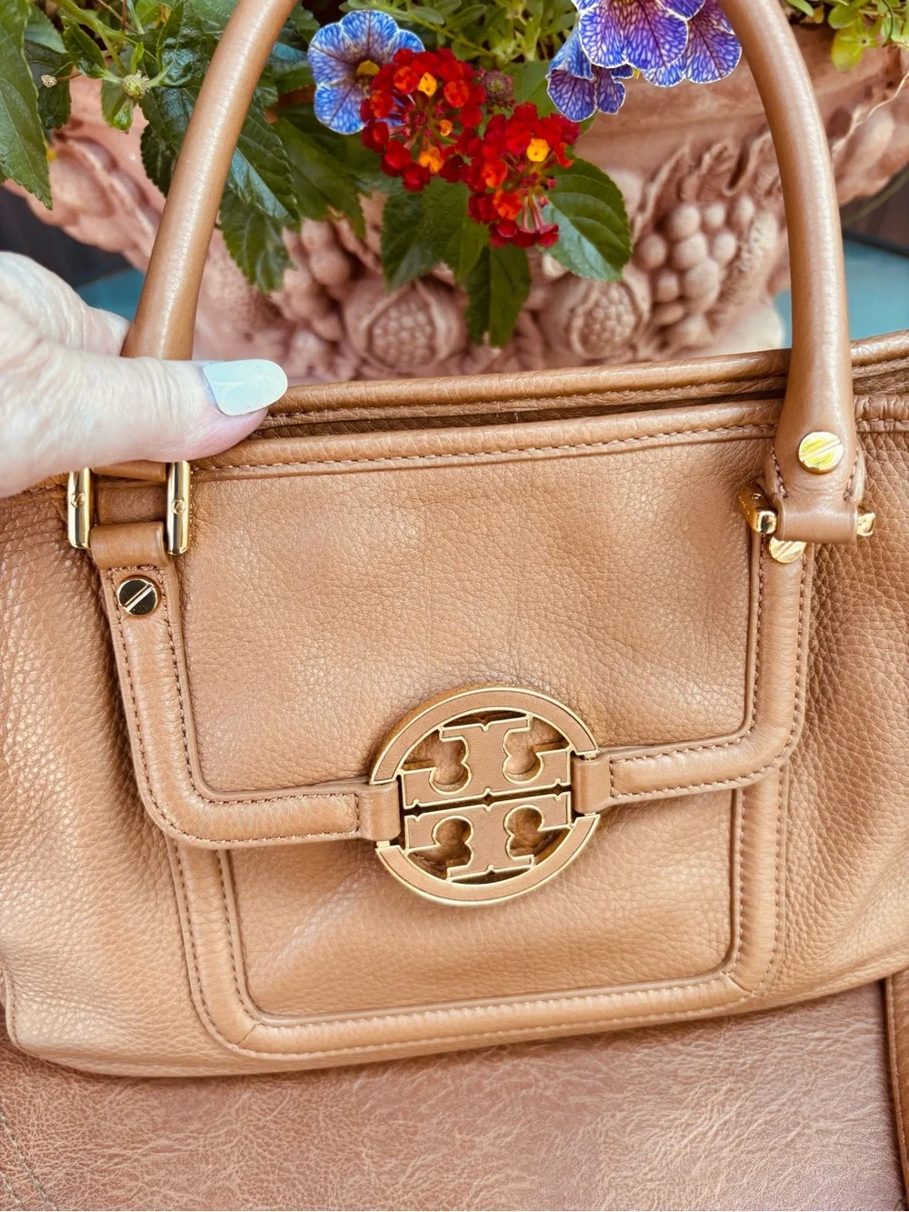 Tory Burch Amanda Classic Leather Bag